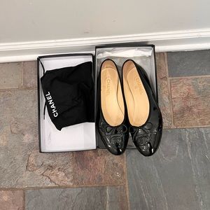 Chanel patent leather ballet flats. Size 40.5